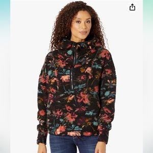 Prana Polar Escape Half Zip Fleece NWT